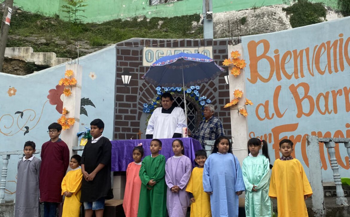 Celebramos en familia a los más pequeños de la Colonia Independencia